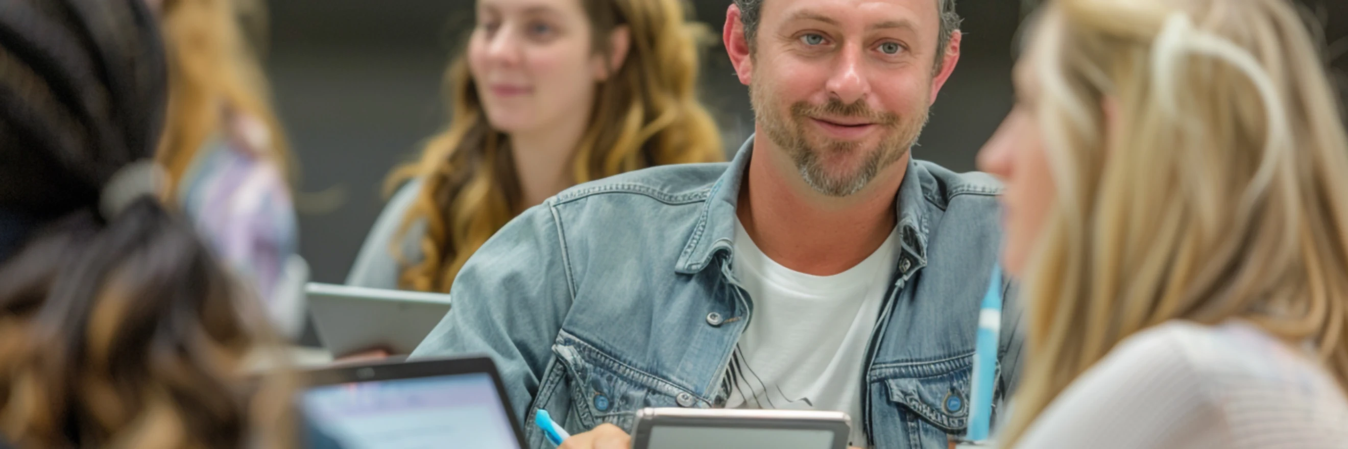 Menschen mit Tablets