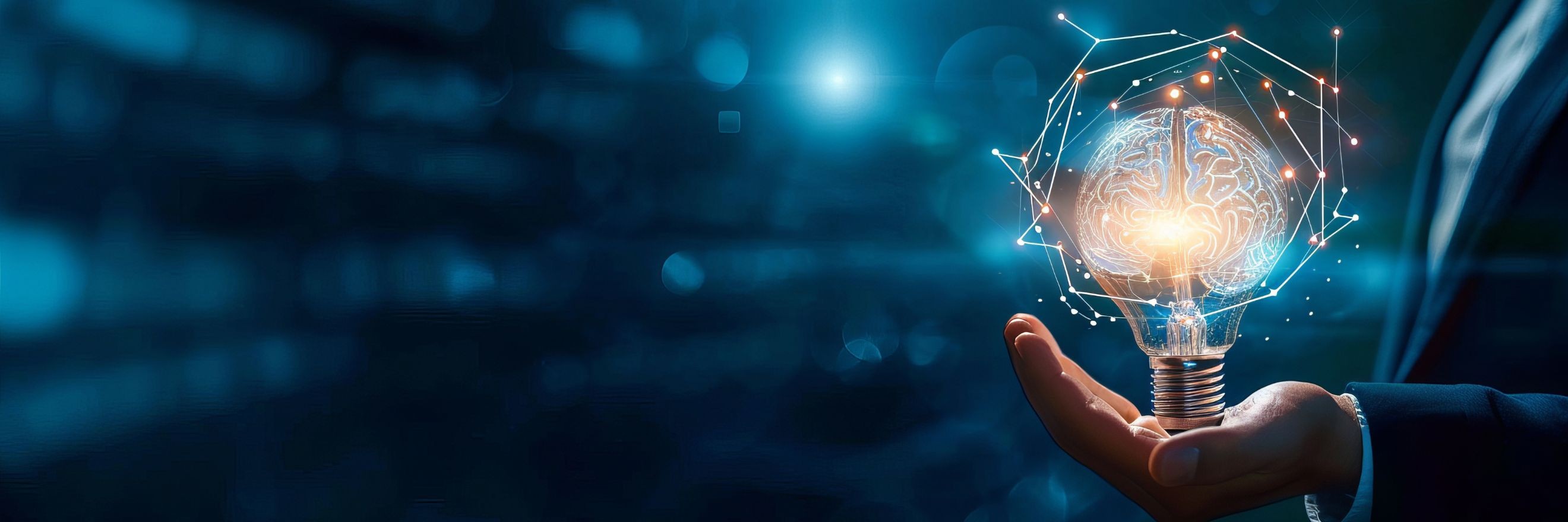 Hand h&auml;lt Hologramm Gl&uuml;hbirne