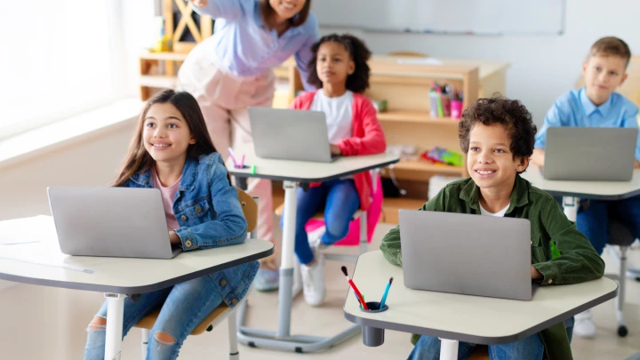 Digitale Schule der Zukunft - Elternfinanzierte 1:1-Ausstattung erfolgreich umsetzen 